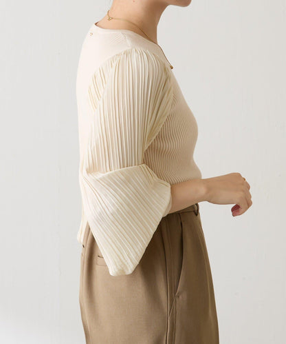袖部百褶修身針織衫