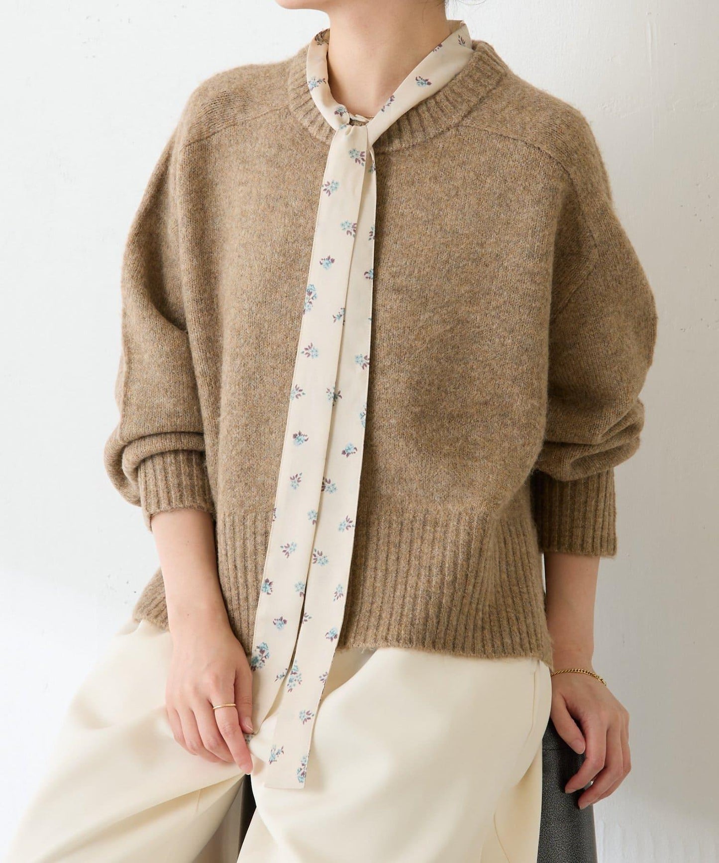 【可手洗/易於疊穿】仿犛牛絨短款針織衫