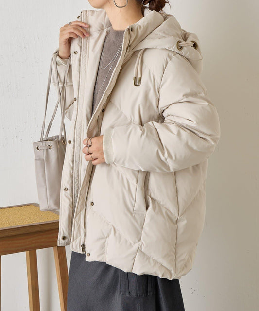 金屬孔眼連帽羽絨服