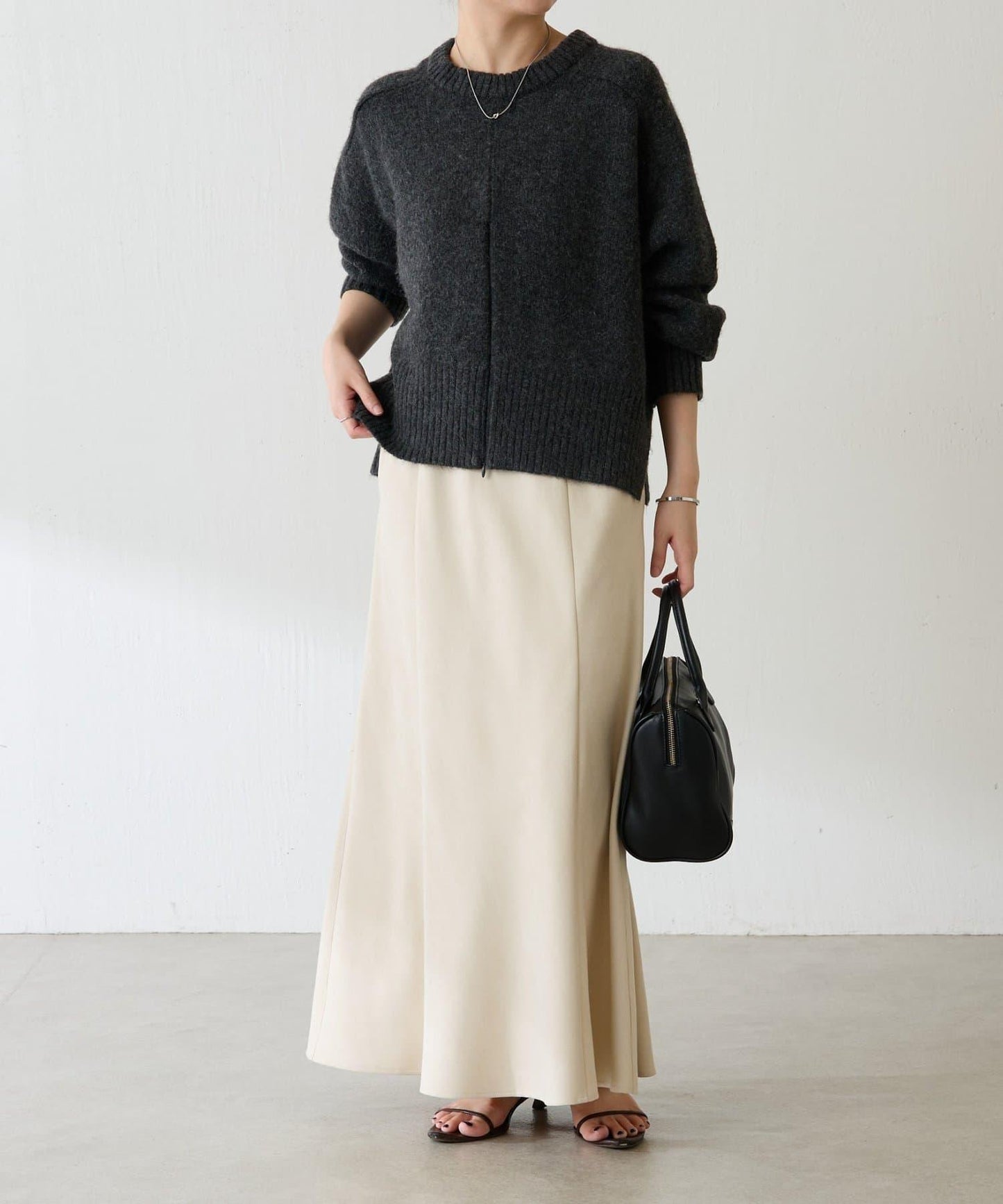 【可手洗/易於疊穿】仿犛牛絨短款針織衫