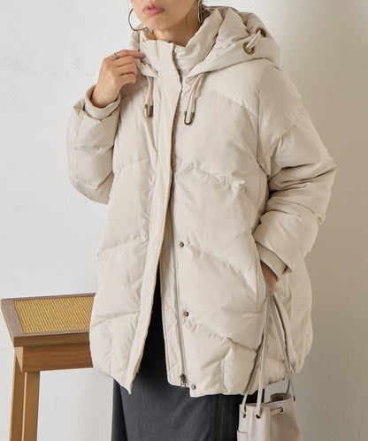 金屬孔眼連帽羽絨服