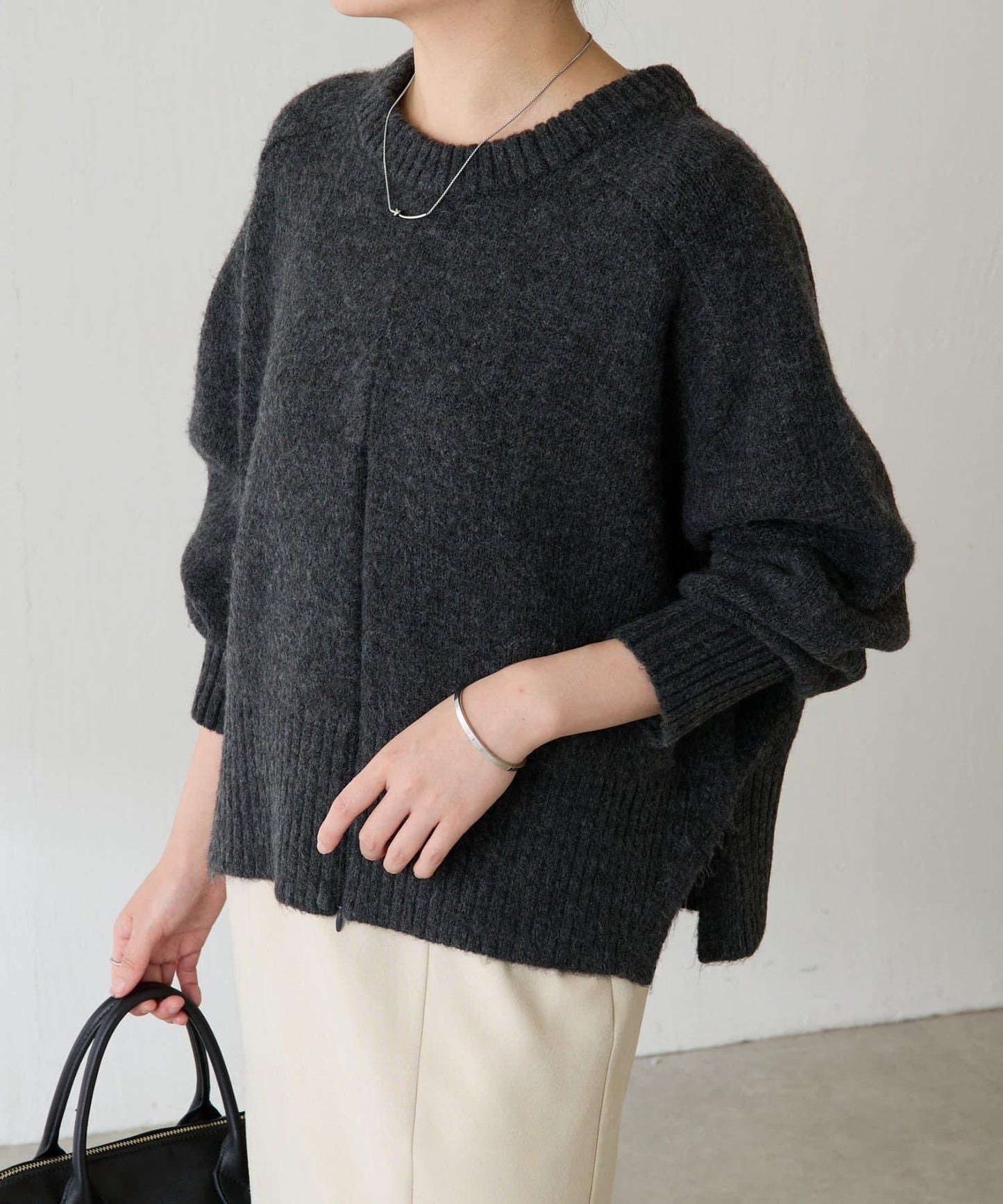 【可手洗/易於疊穿】仿犛牛絨短款針織衫