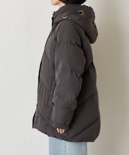 金屬孔眼連帽羽絨服