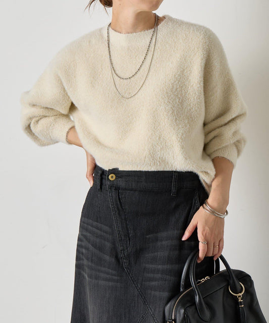 亮片羽毛柔軟針織衫