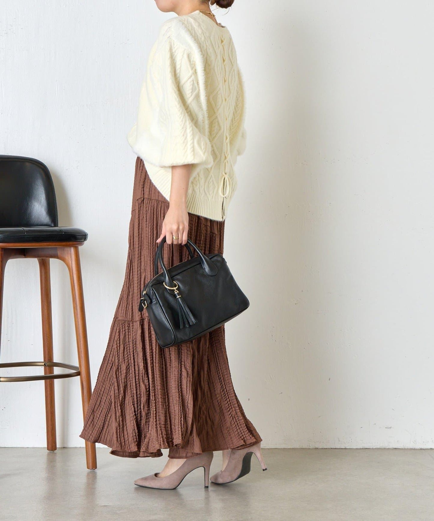 後背繫帶針織衫