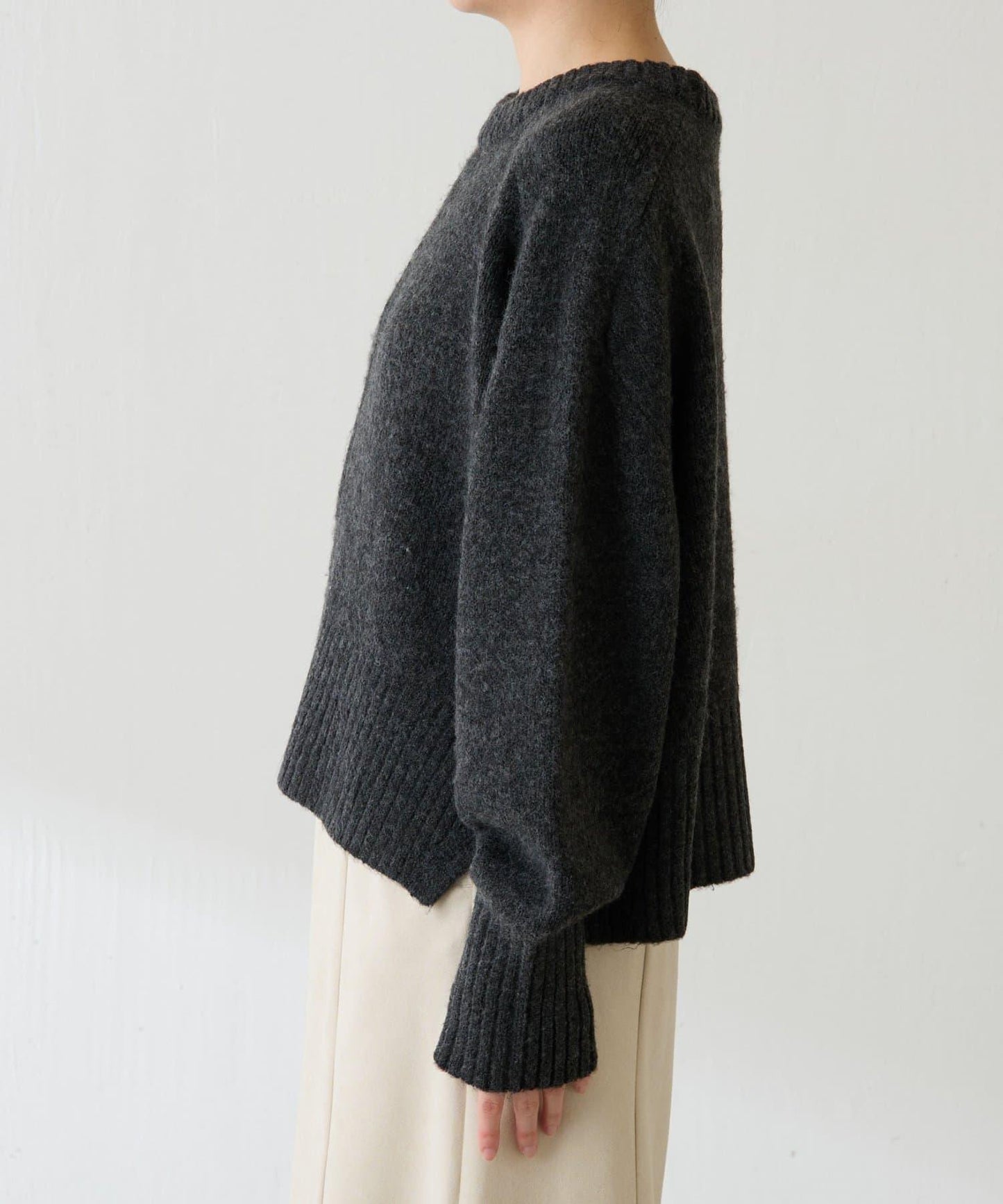 【可手洗/易於疊穿】仿犛牛絨短款針織衫