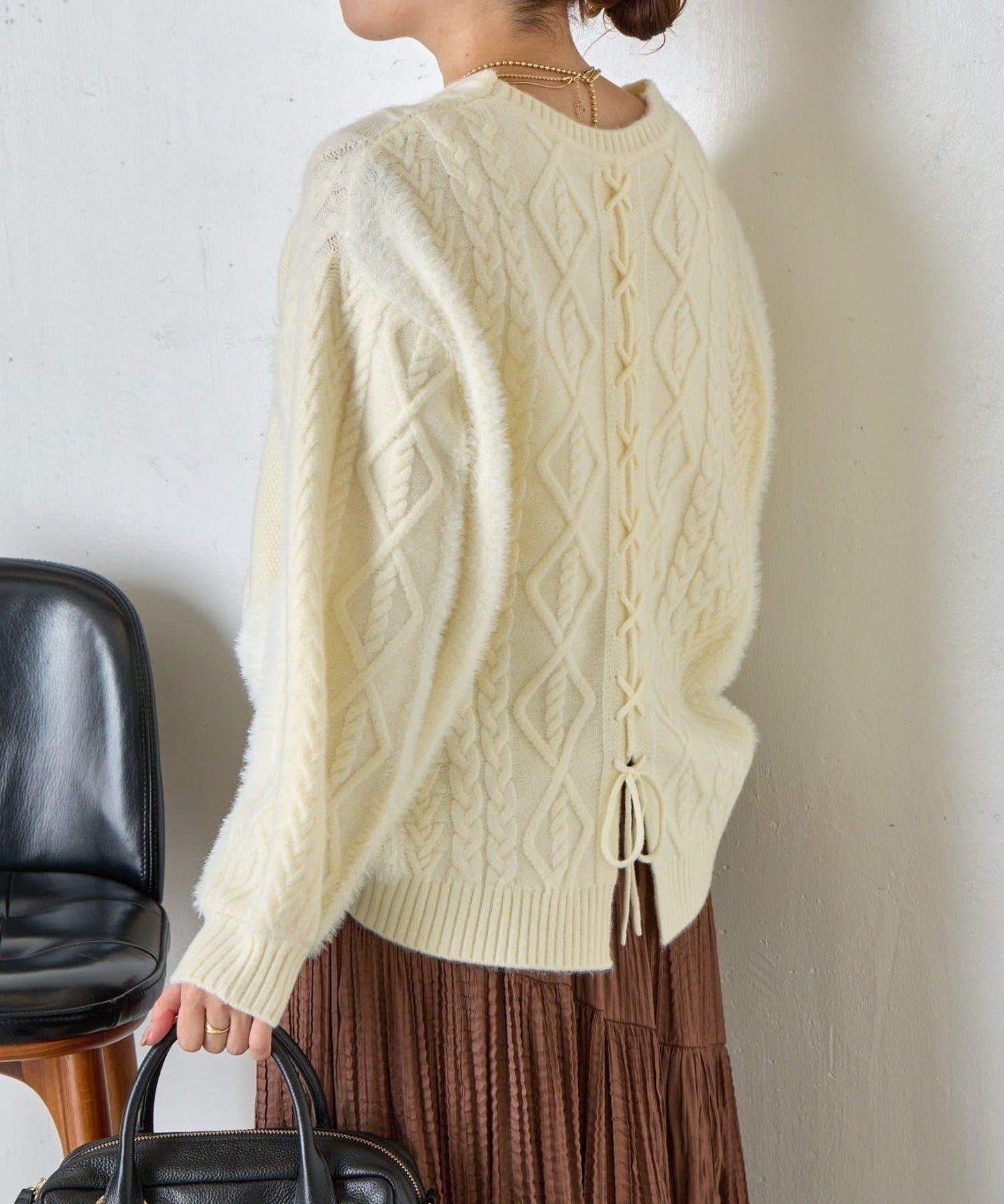 後背繫帶針織衫