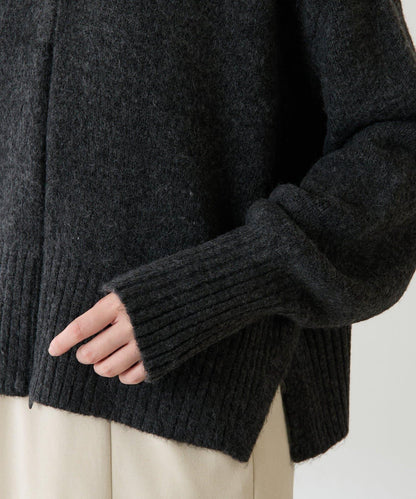 【可手洗/易於疊穿】仿犛牛絨短款針織衫