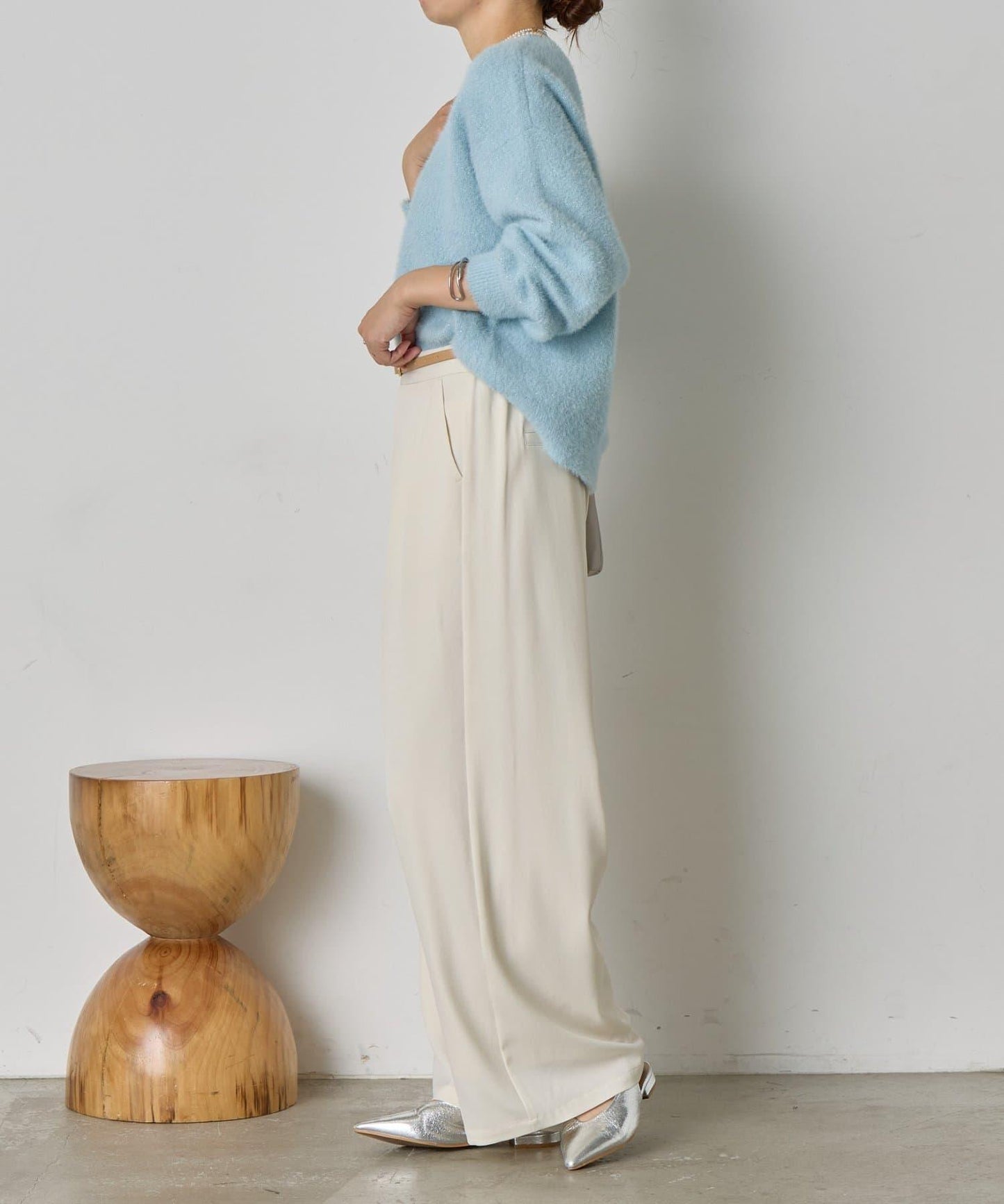 亮片羽毛柔軟針織衫