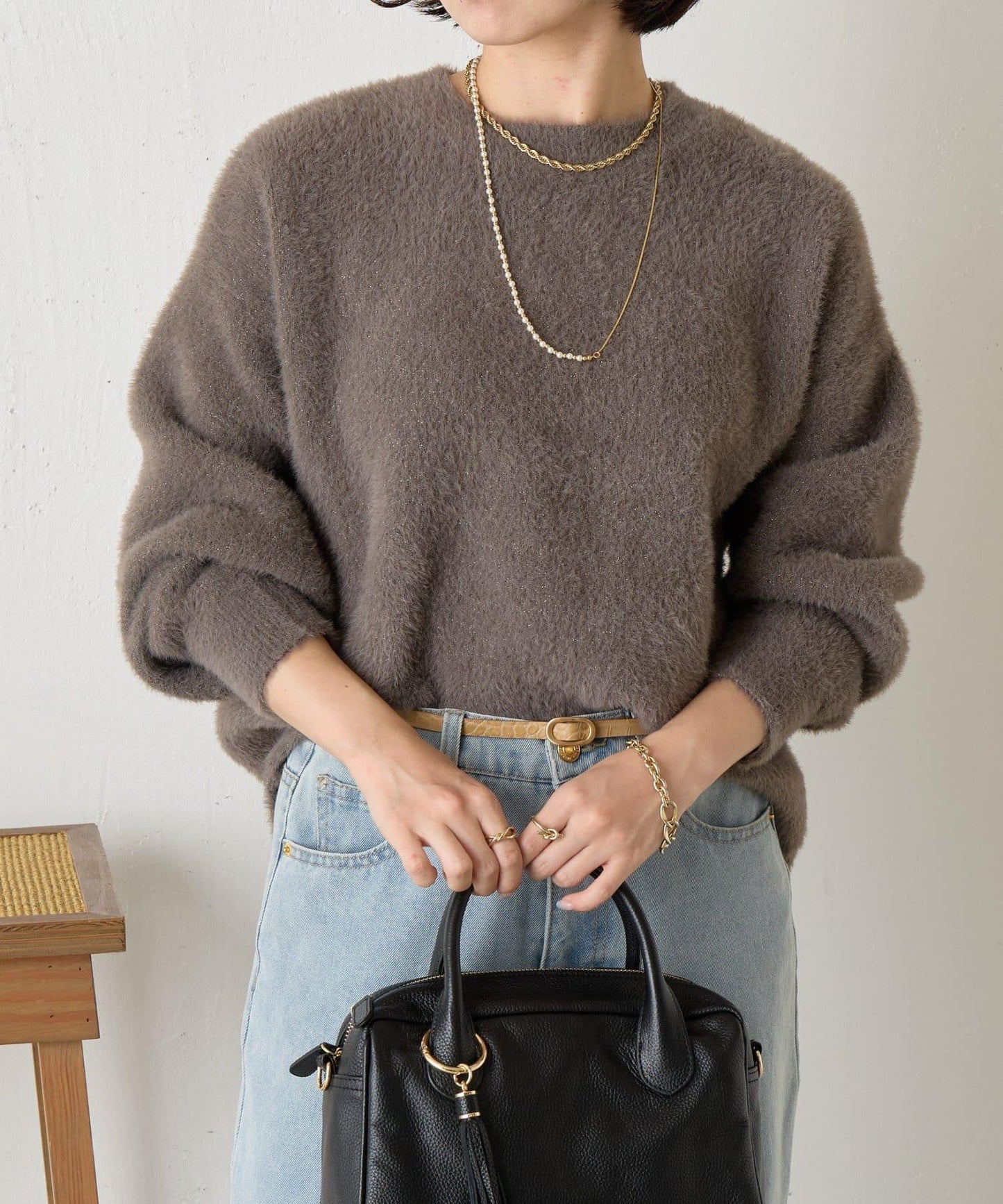 亮片羽毛柔軟針織衫