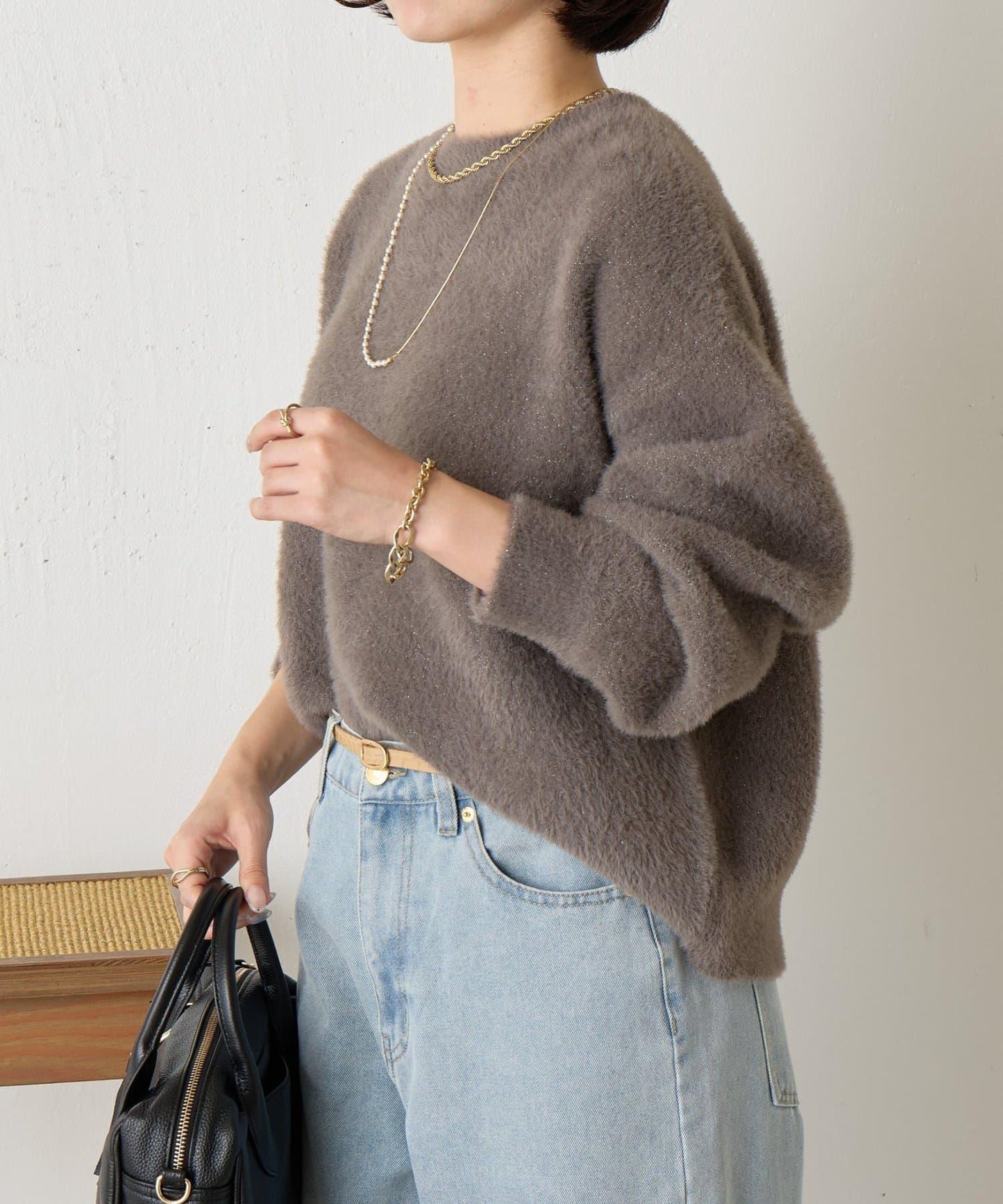 亮片羽毛柔軟針織衫