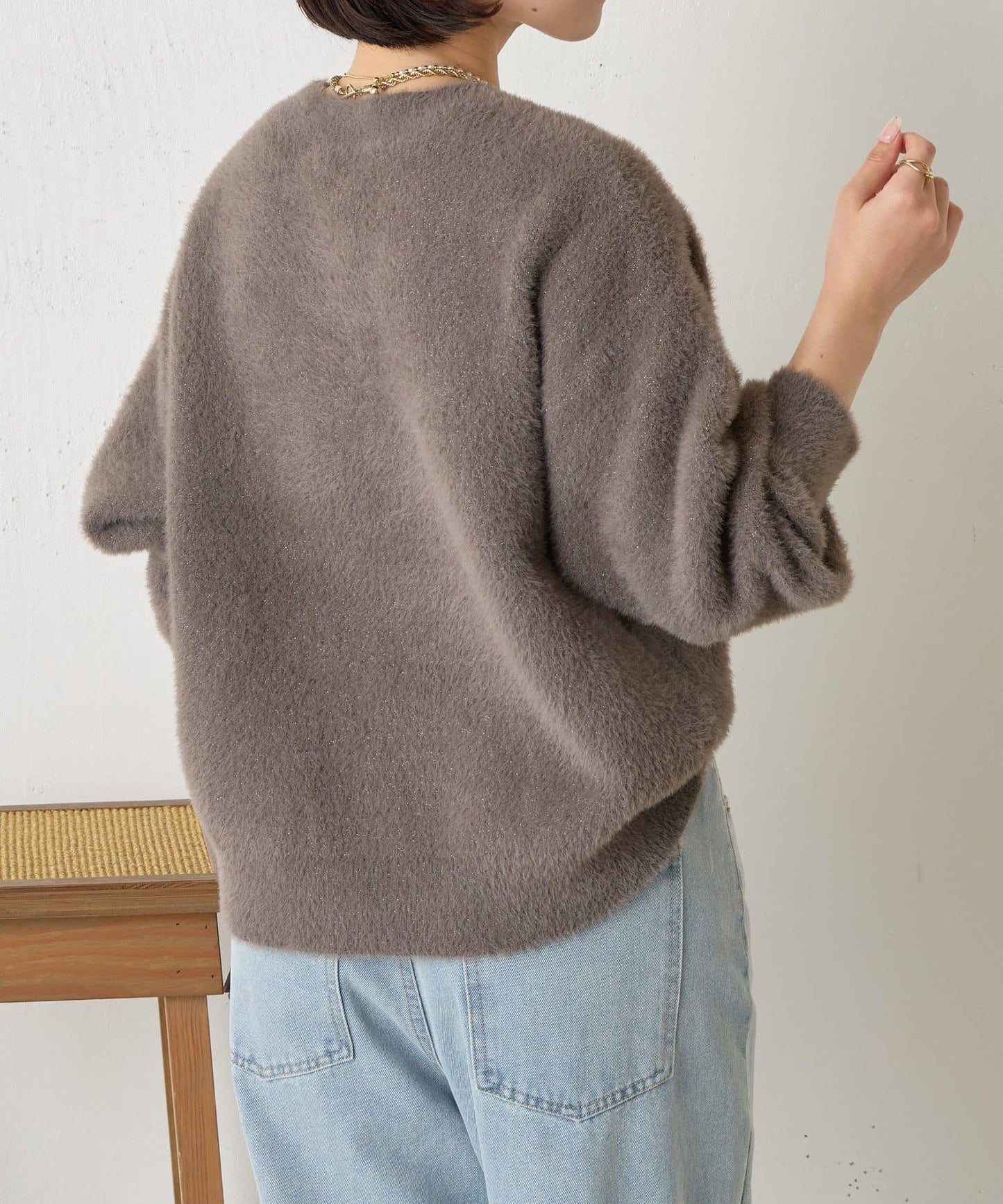 亮片羽毛柔軟針織衫