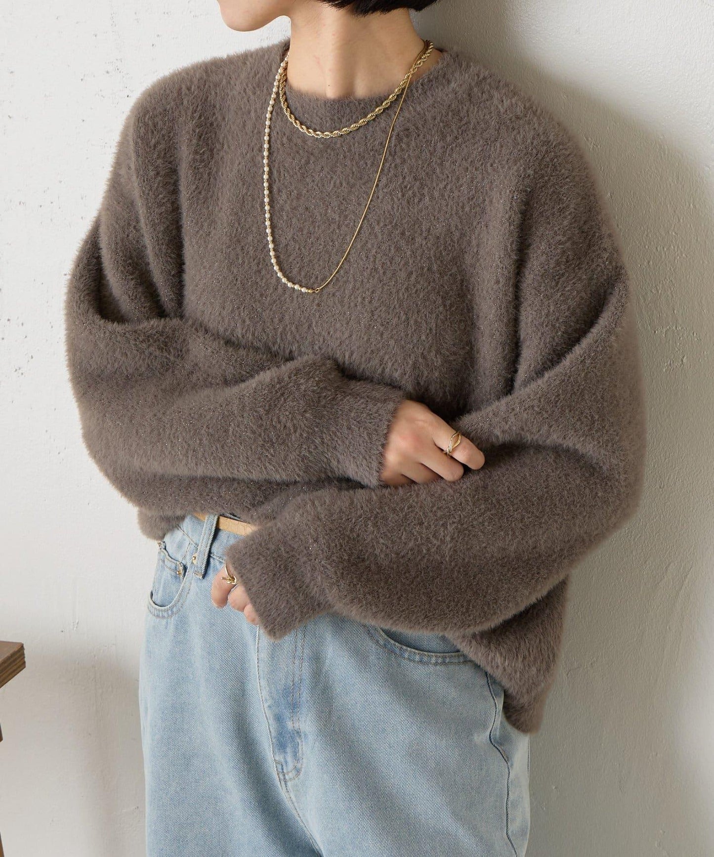 亮片羽毛柔軟針織衫