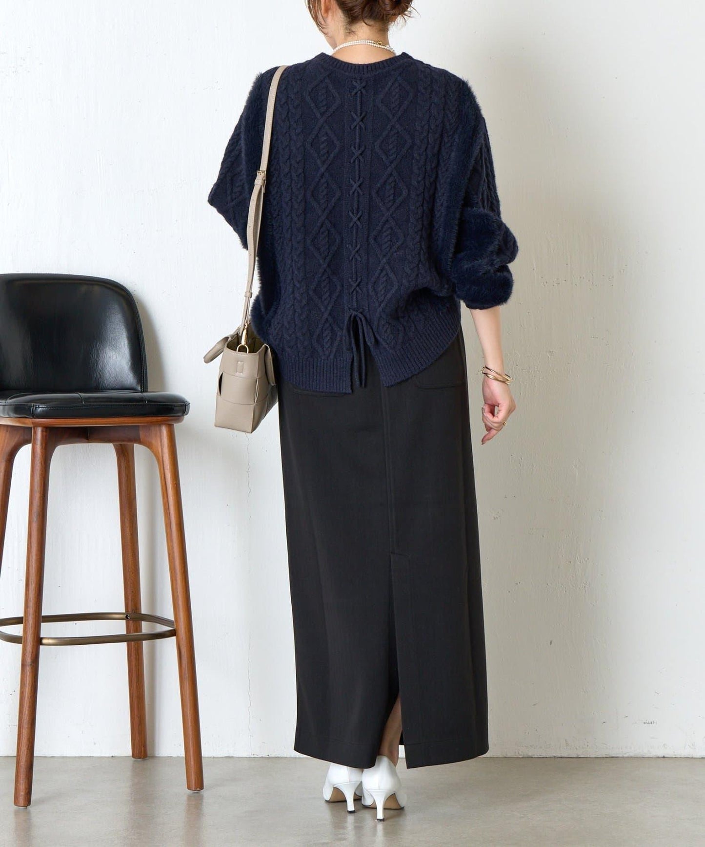 後背繫帶針織衫