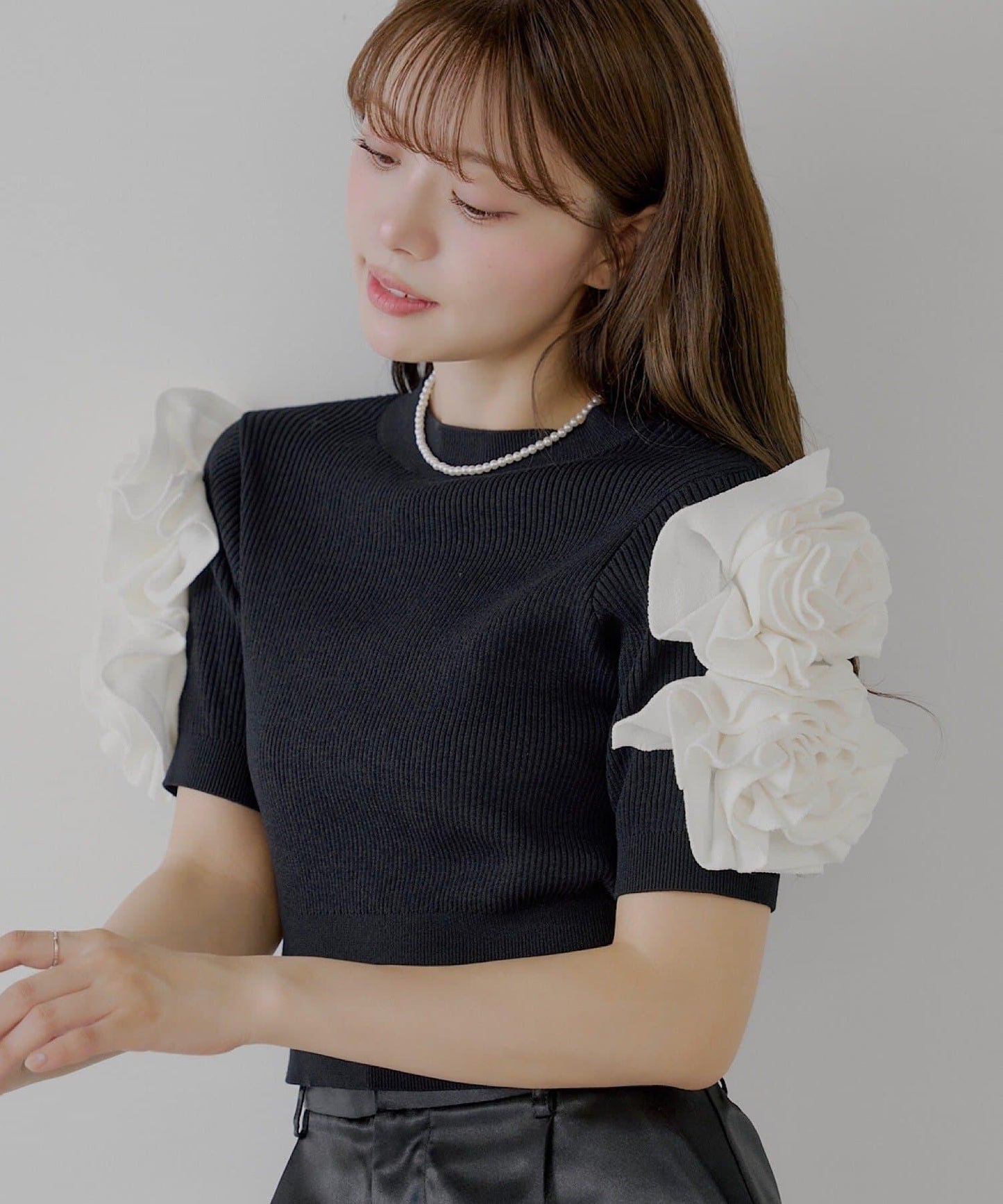 【SALON by Chico】花卉荷葉邊泡泡袖針織衫