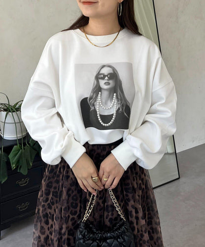珍珠項鍊照片印花衛衣
