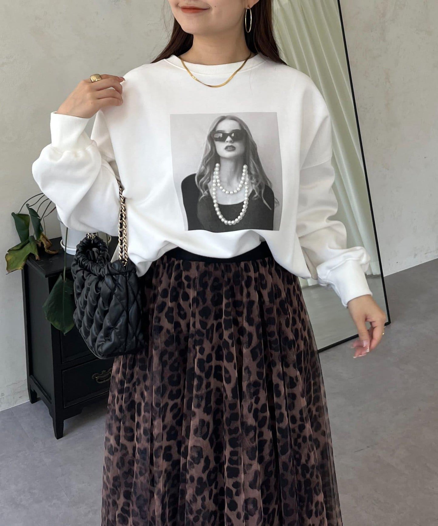 珍珠項鍊照片印花衛衣