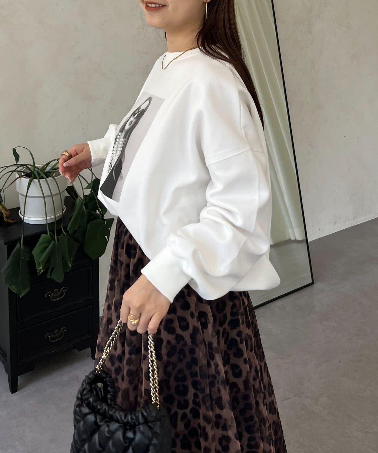 珍珠項鍊照片印花衛衣