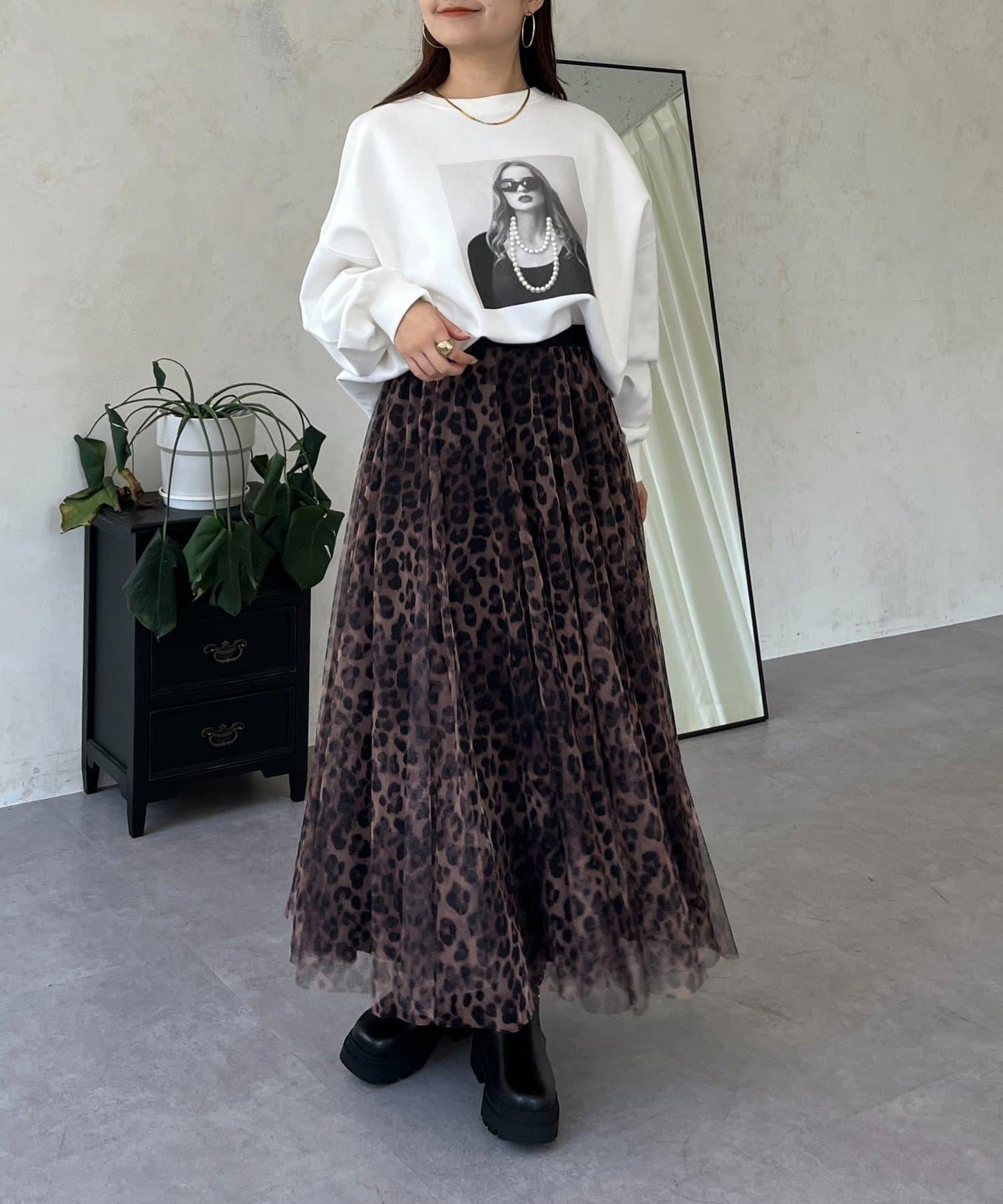 珍珠項鍊照片印花衛衣