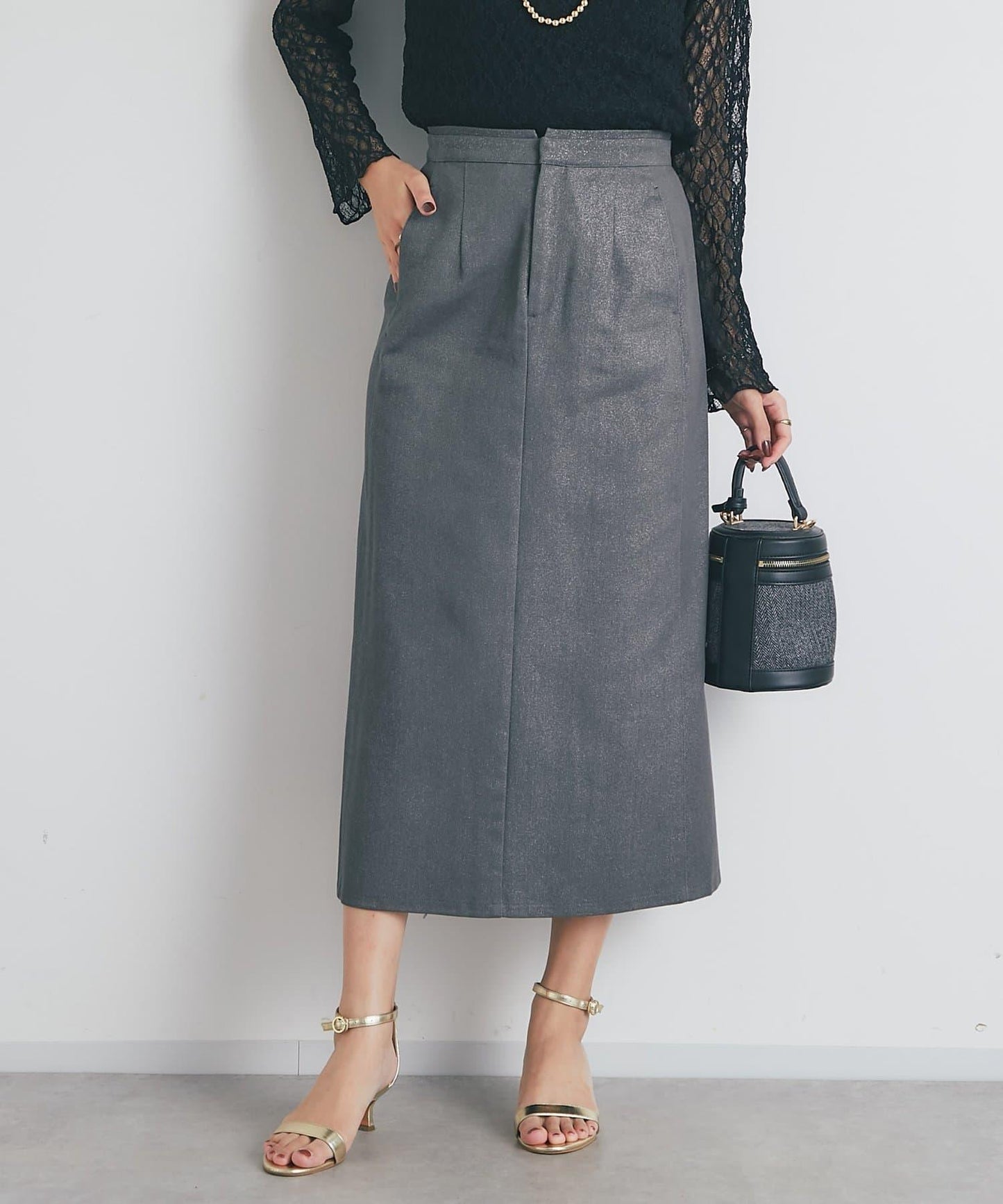 顯瘦日常百搭箔面斜紋布直筒裙