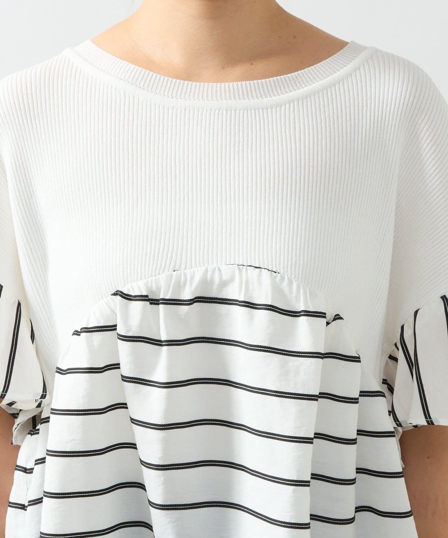 一件穿出時尚感針織拼接提花條紋