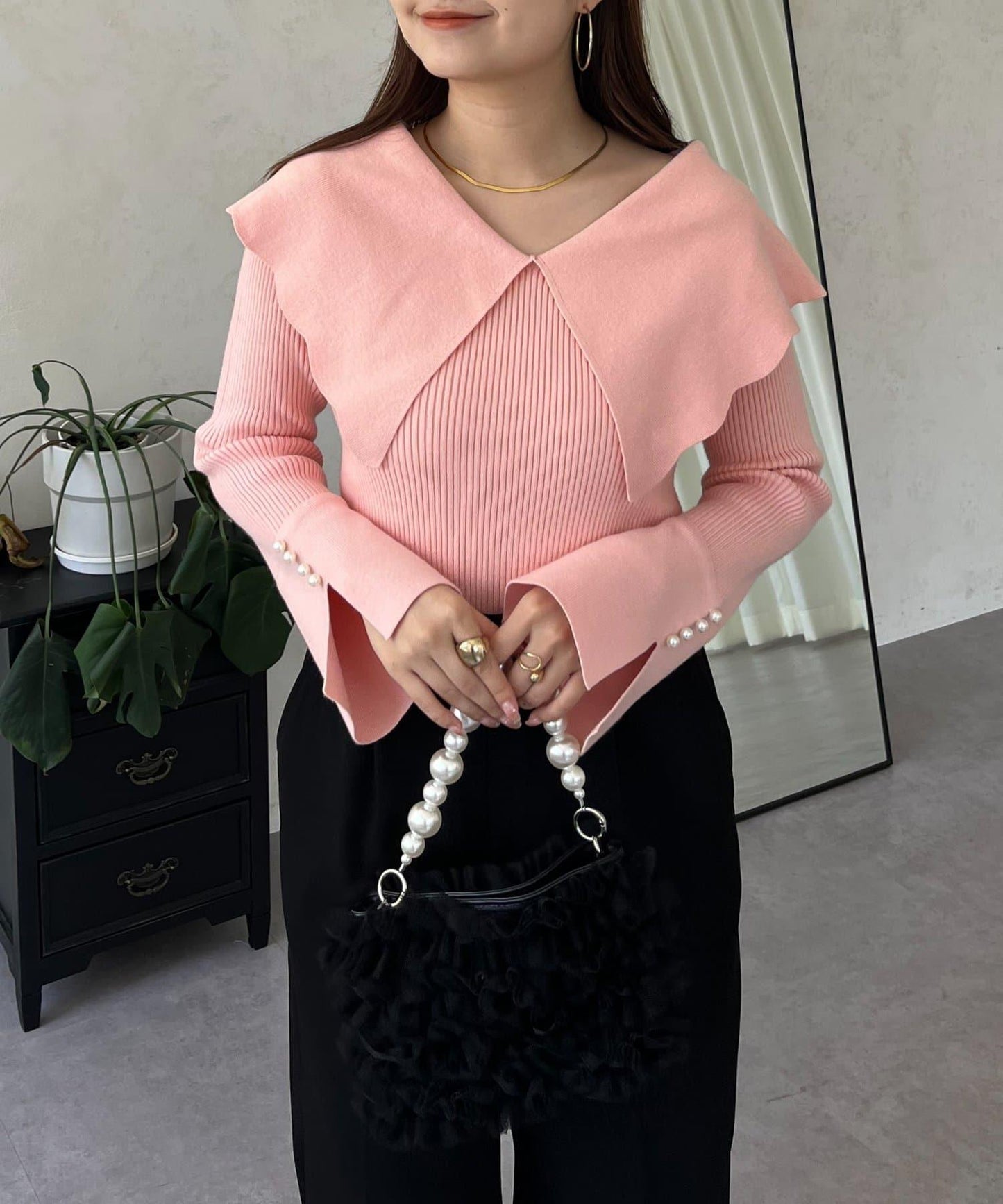 荷葉邊領針織上衣