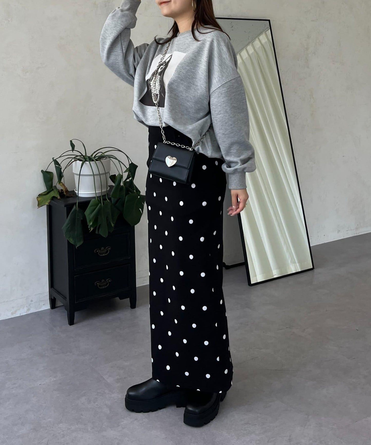 珍珠項鍊照片印花衛衣