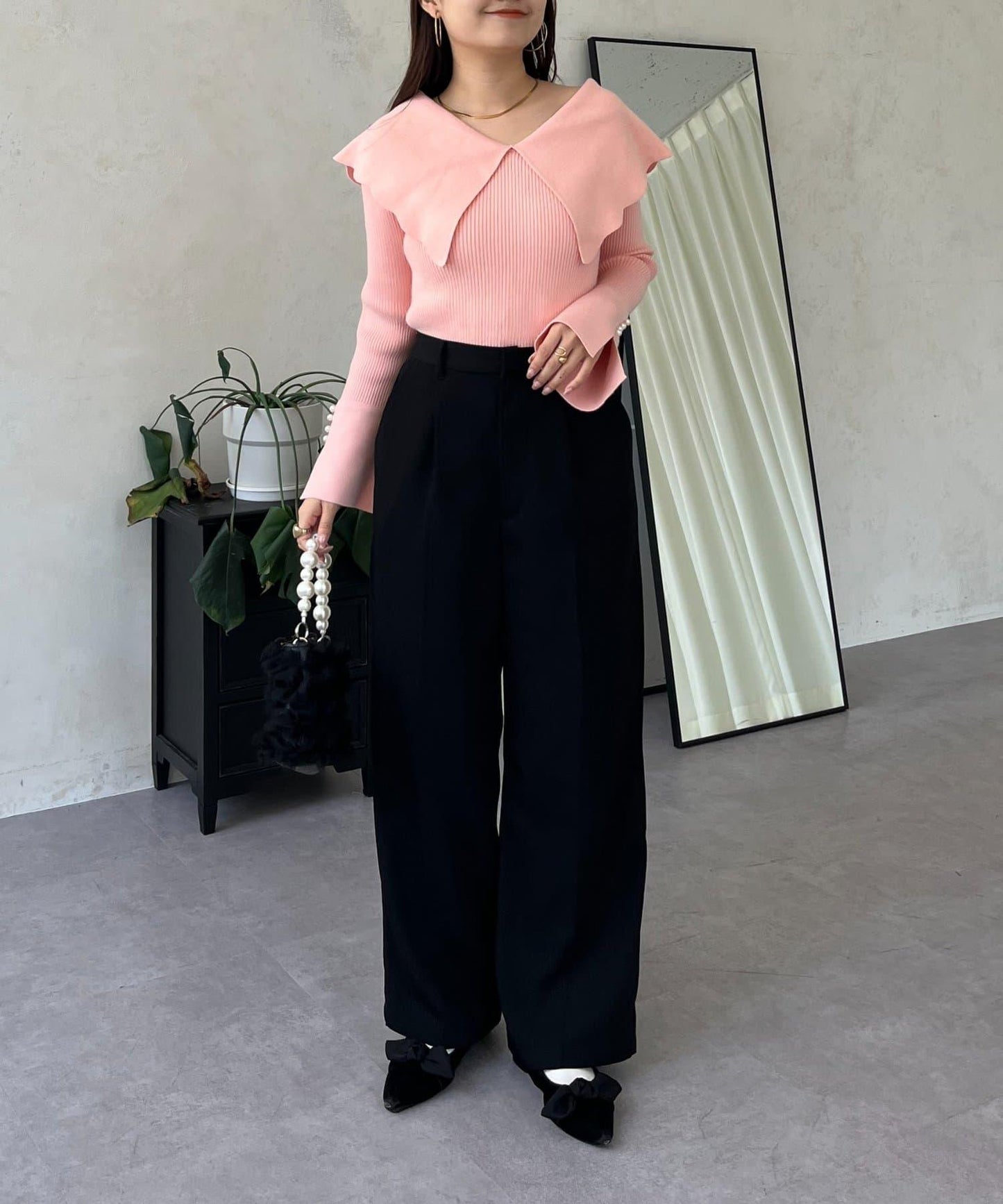 荷葉邊領針織上衣