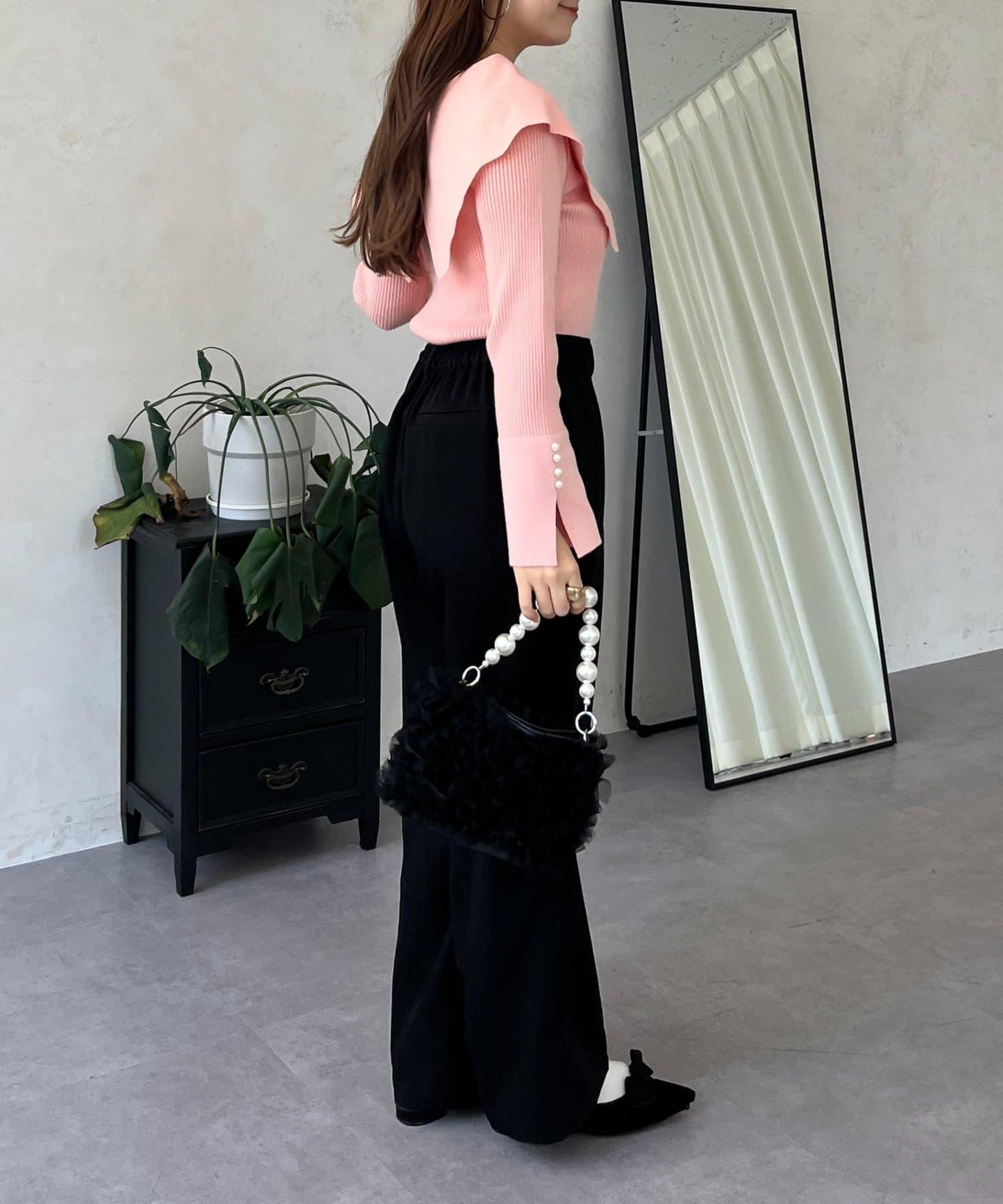 荷葉邊領針織上衣