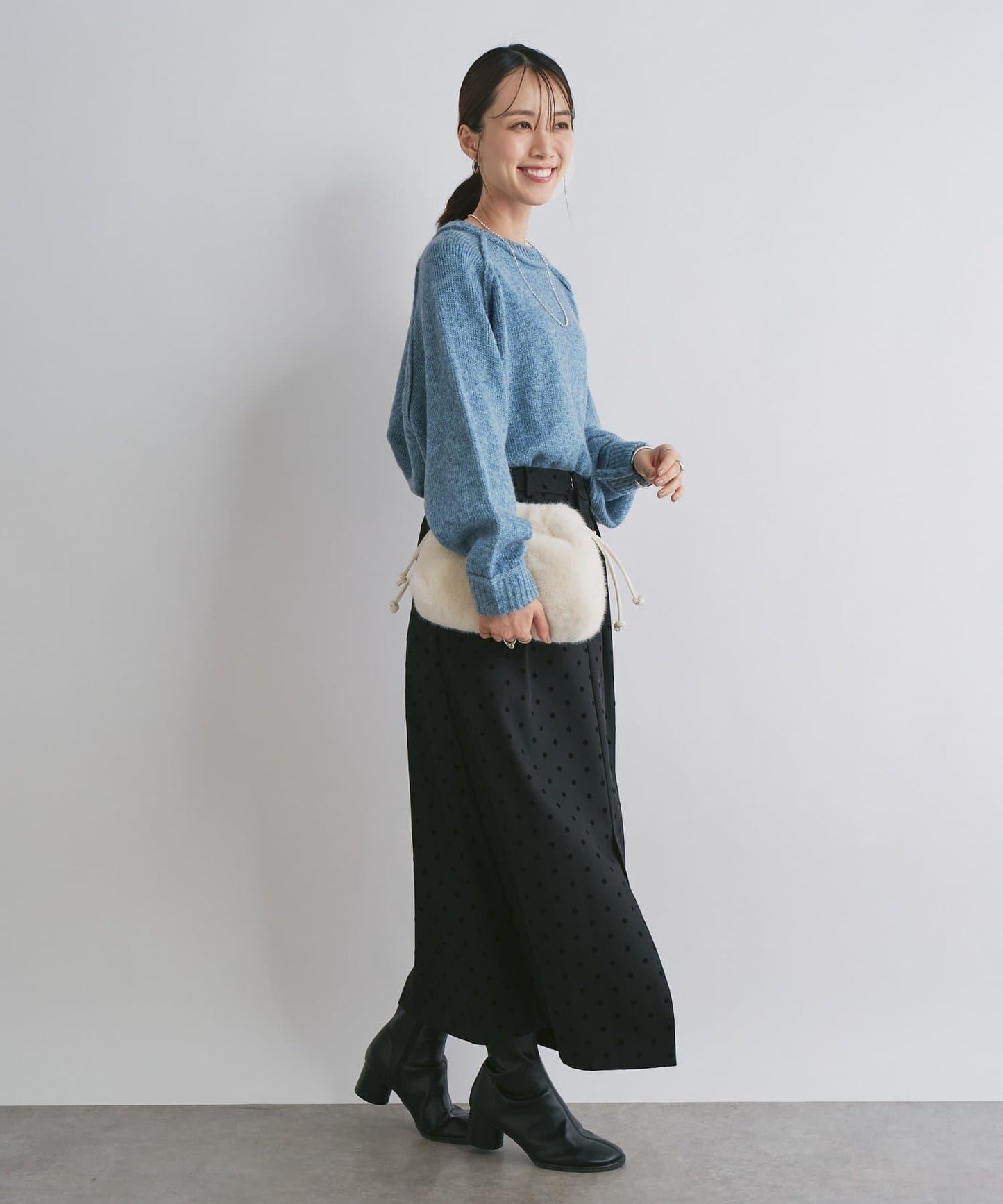 拉鍊亮絲紗線插肩袖針織衫