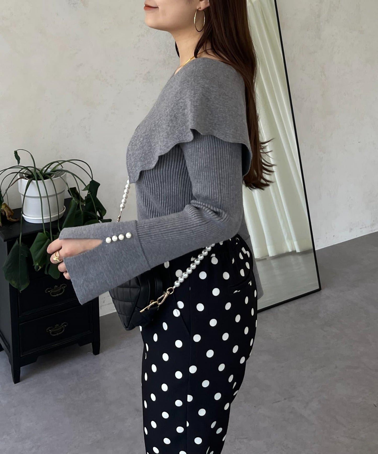 荷葉邊領針織上衣