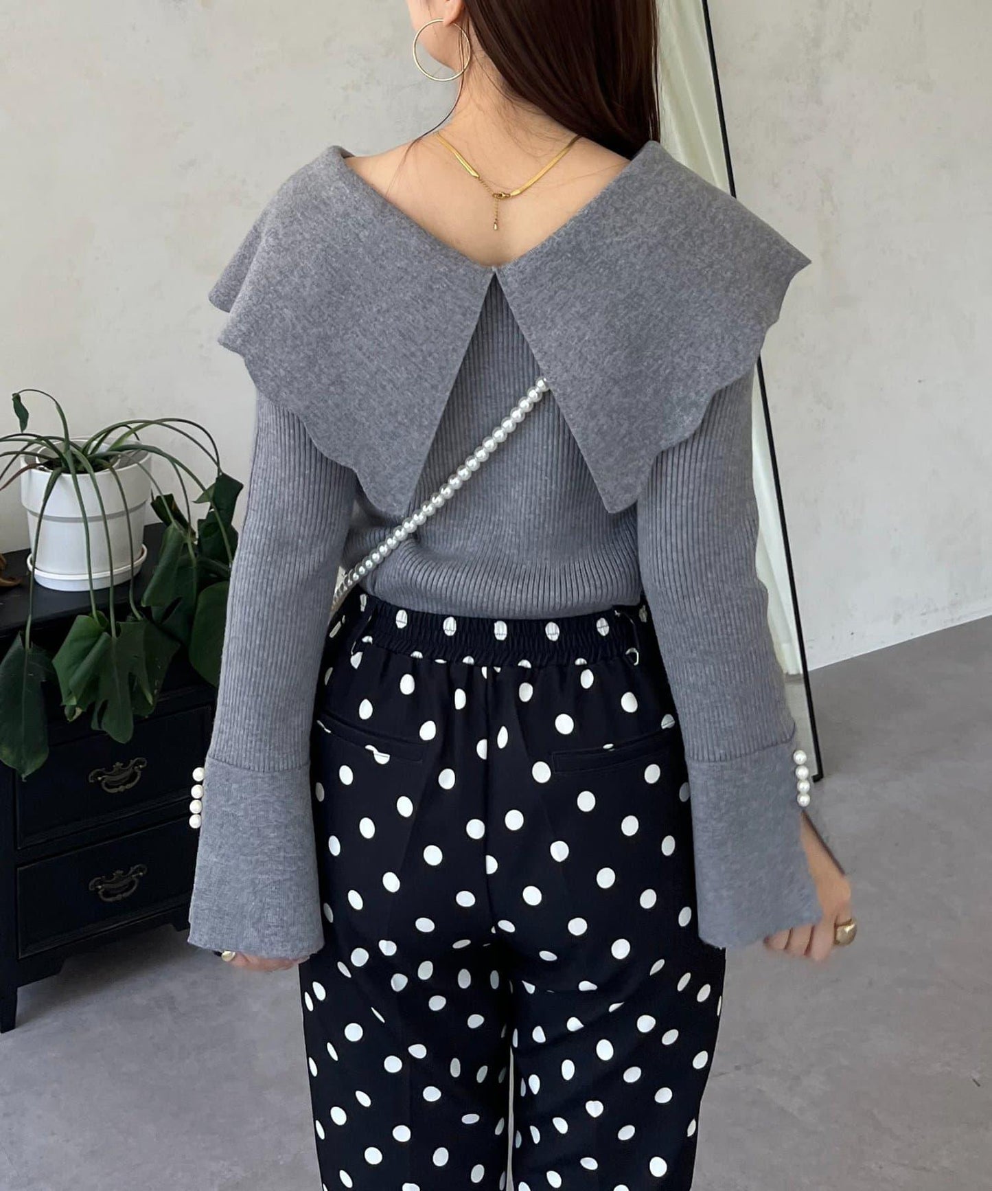 荷葉邊領針織上衣