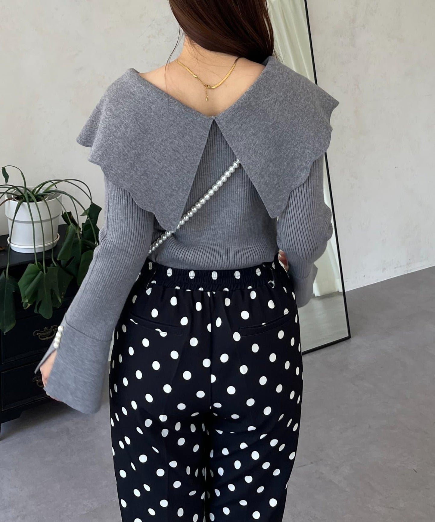 荷葉邊領針織上衣