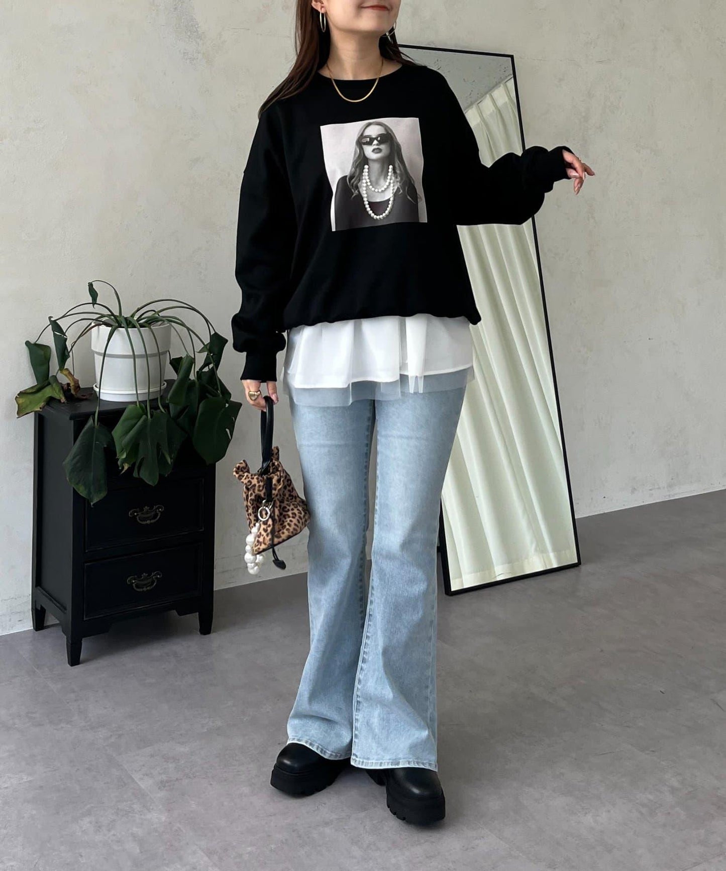 珍珠項鍊照片印花衛衣