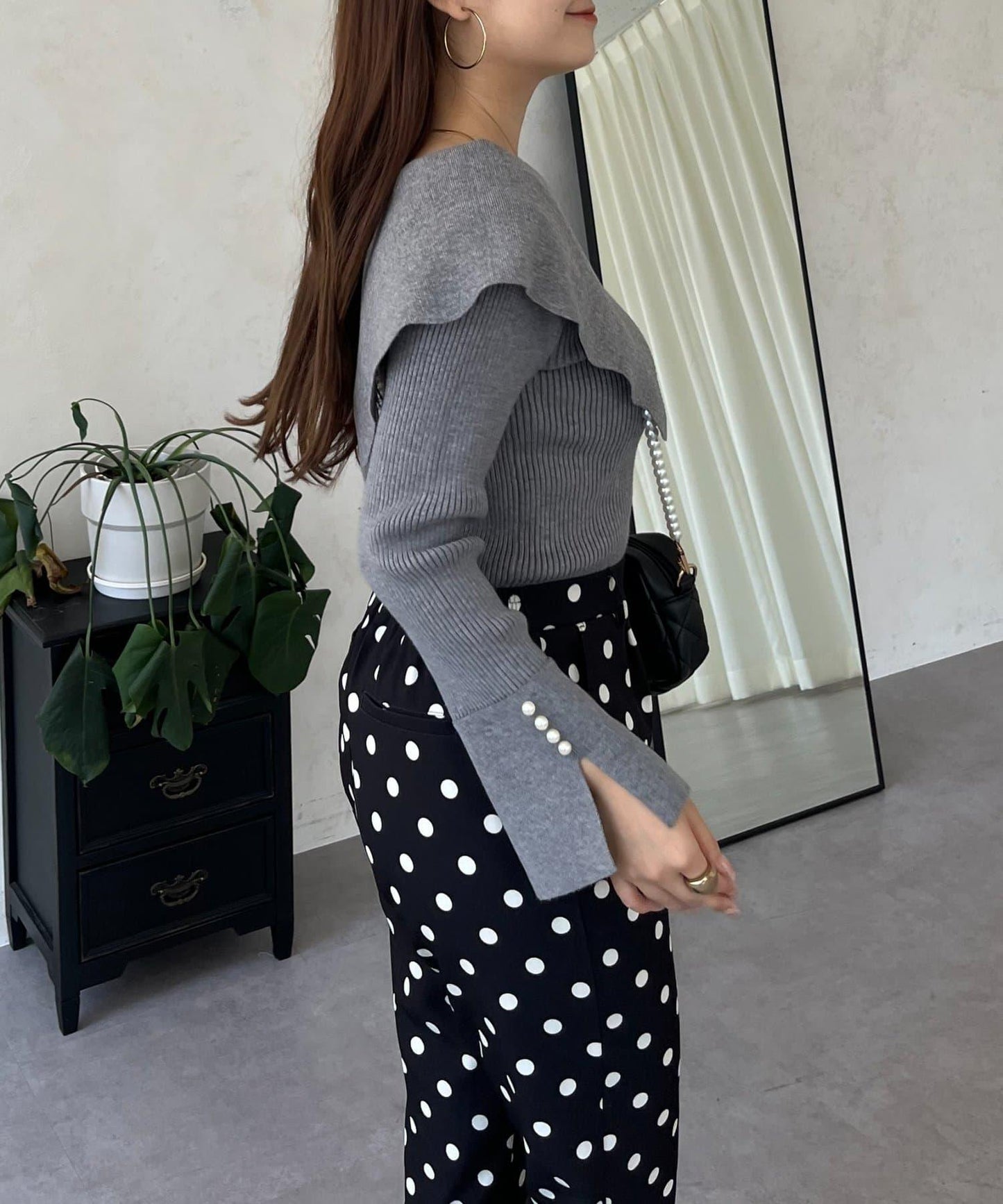 荷葉邊領針織上衣