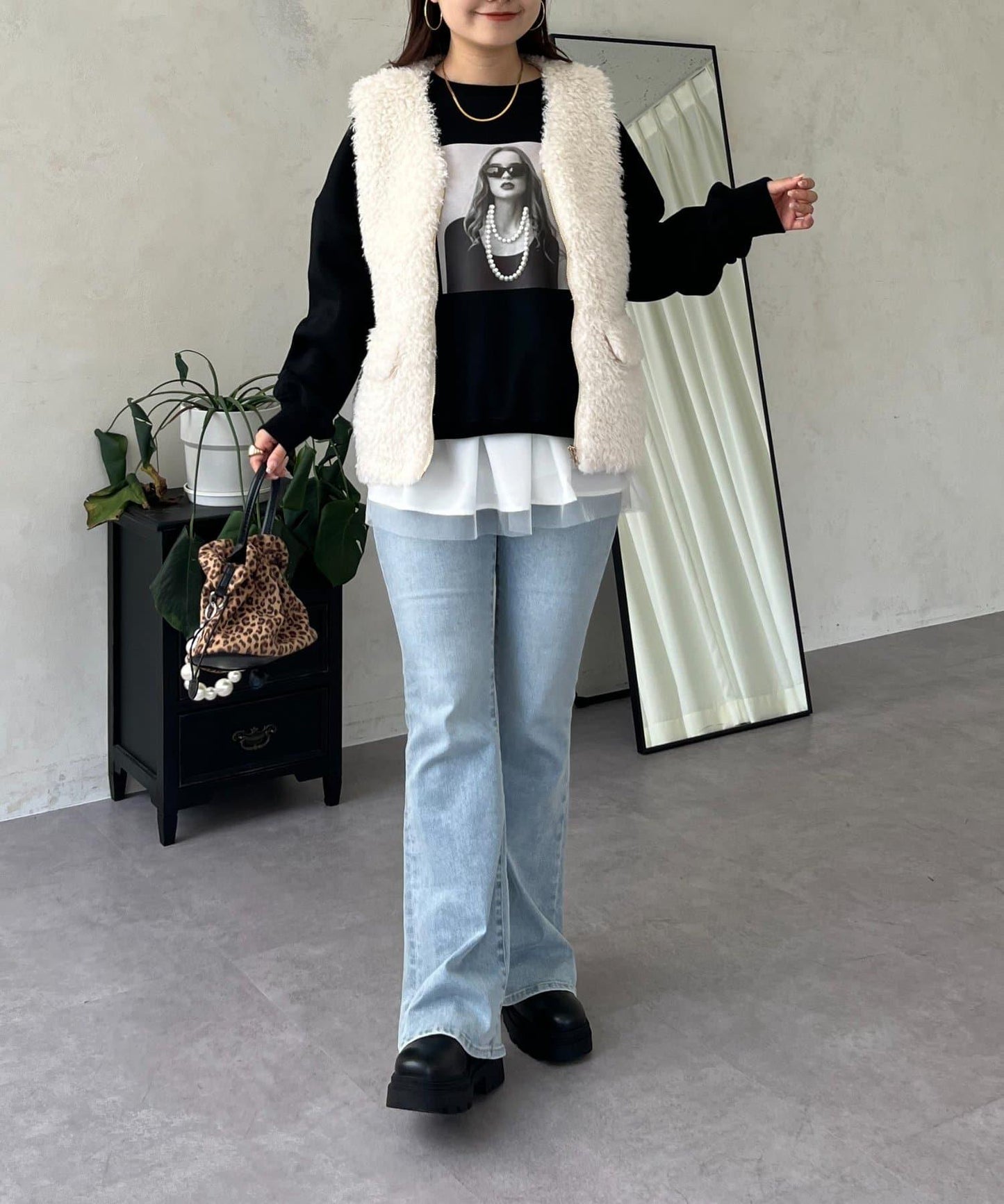 珍珠項鍊照片印花衛衣