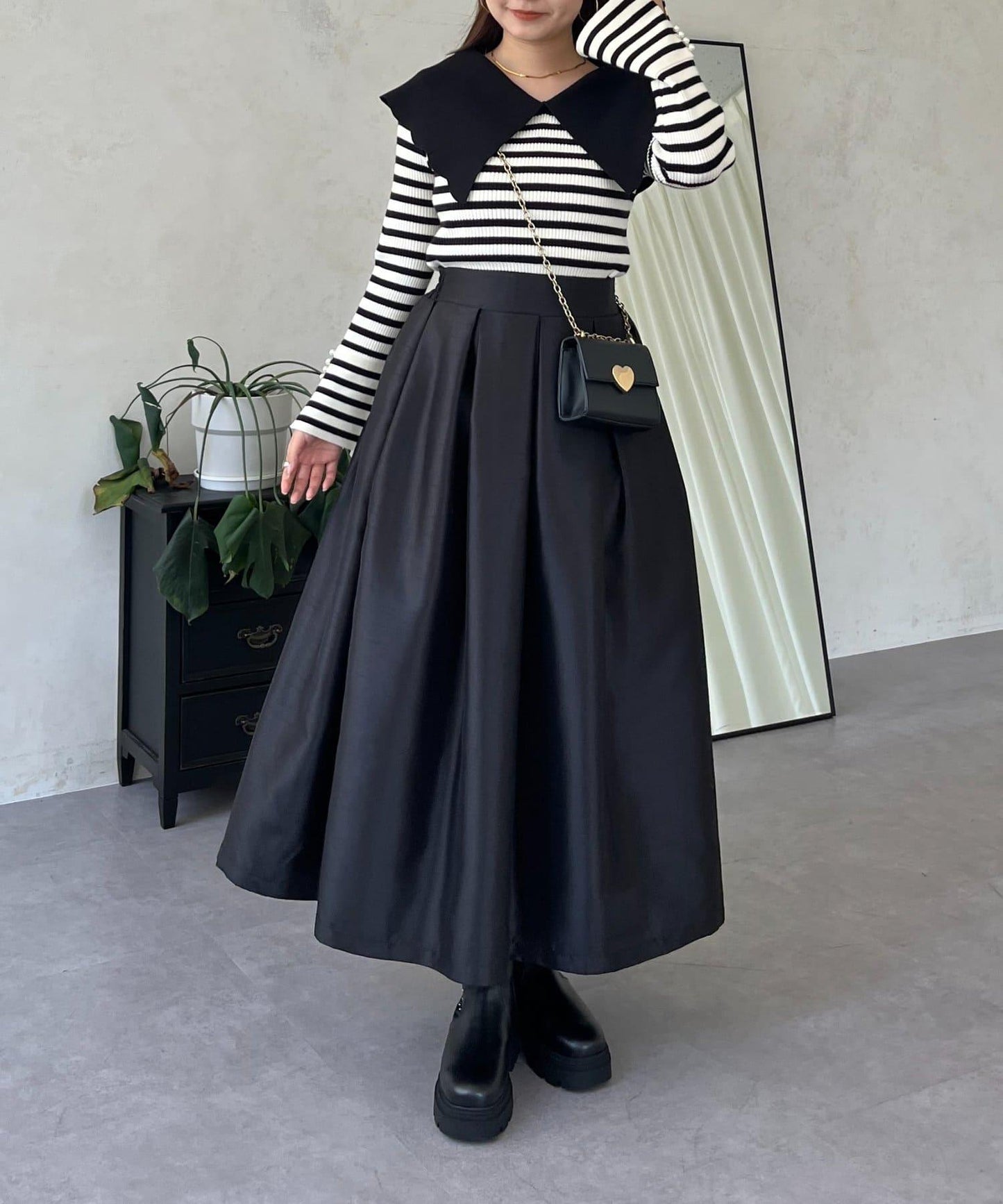 荷葉邊領針織上衣