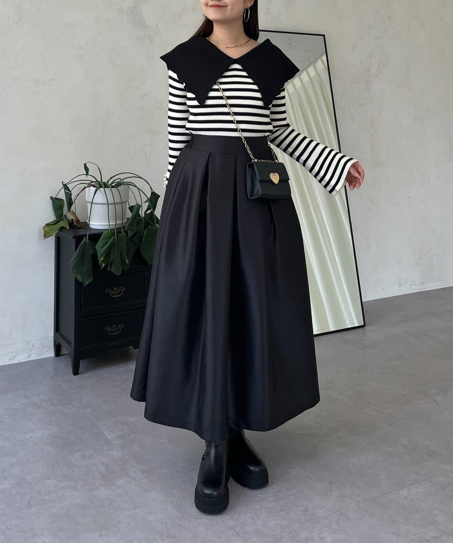 荷葉邊領針織上衣