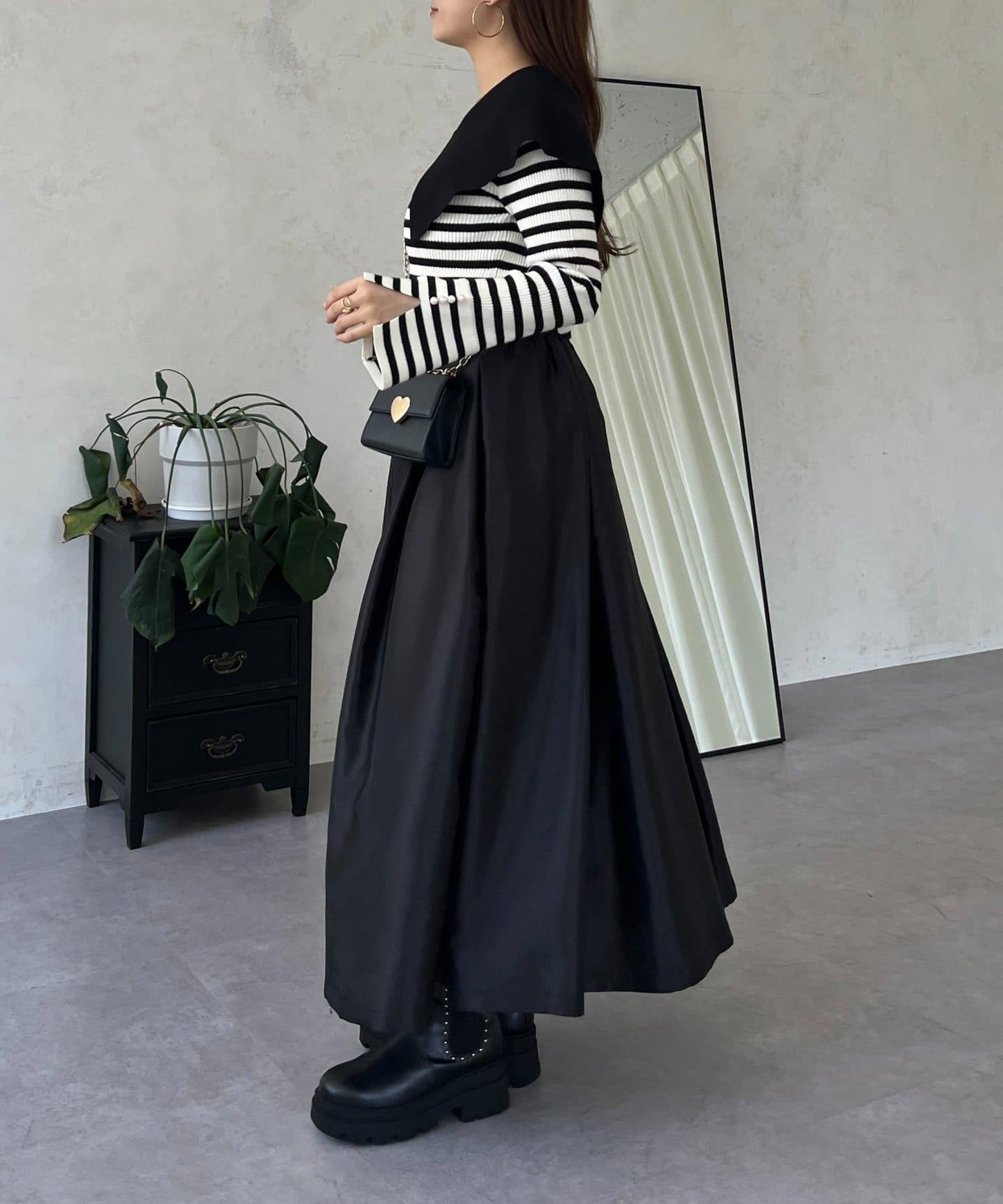 荷葉邊領針織上衣