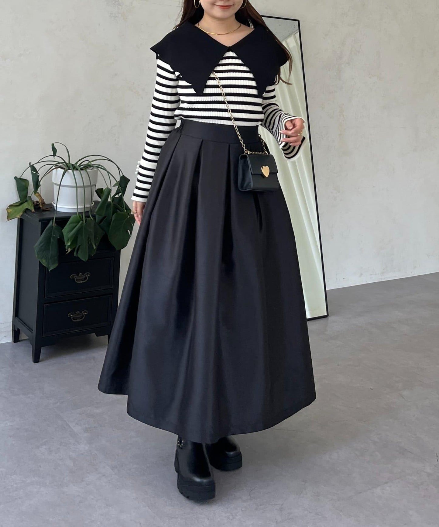 荷葉邊領針織上衣