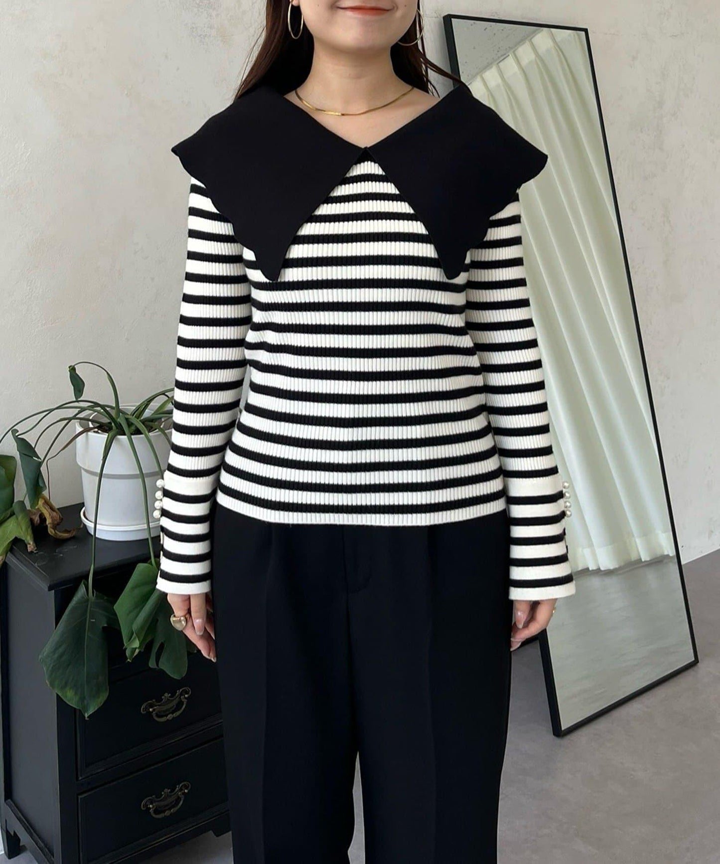 荷葉邊領針織上衣