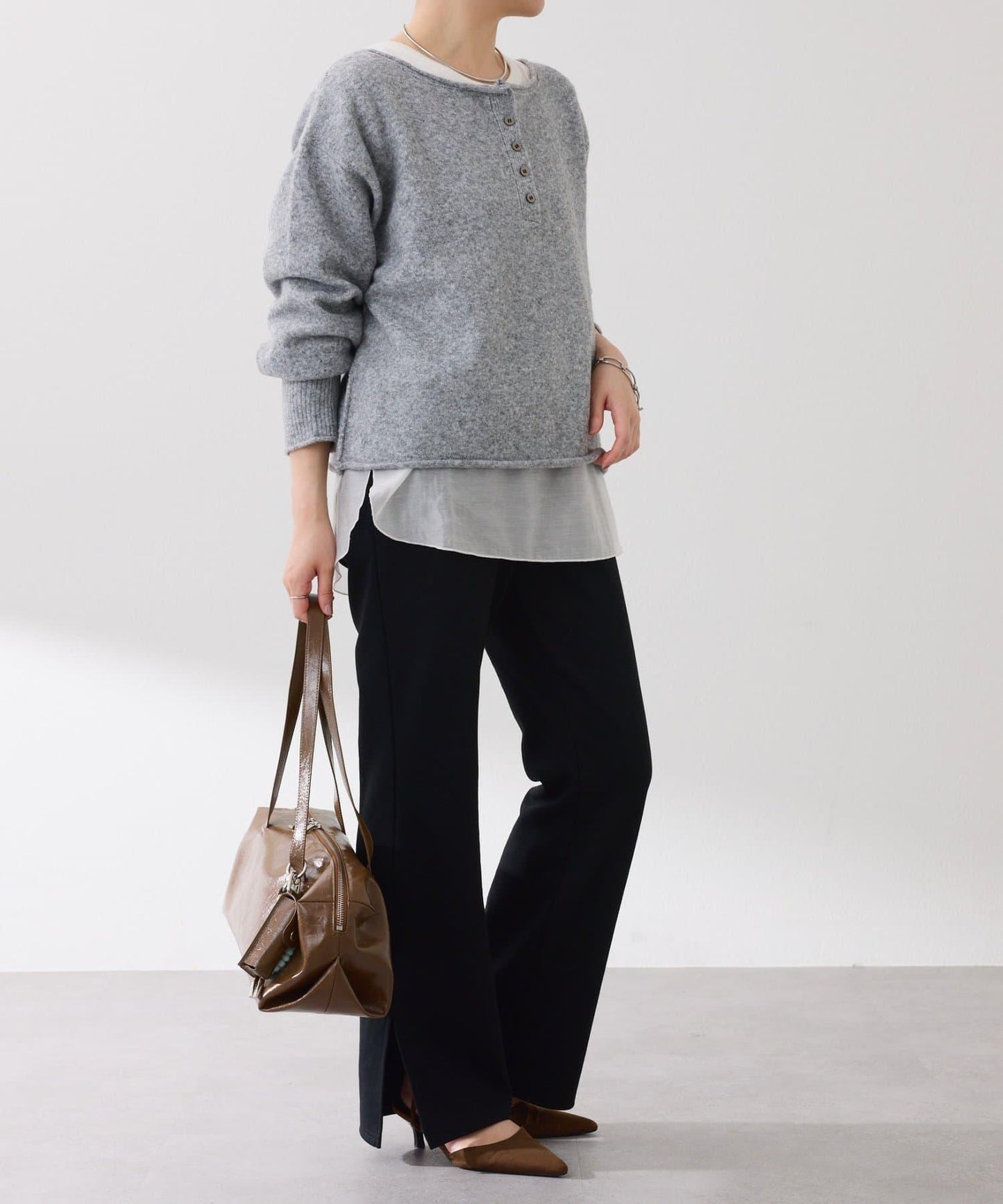 【前後兩穿】2WAY圓弧下襬亨利領針織衫