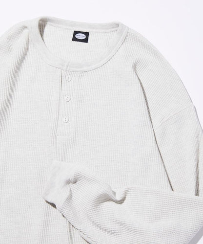 寬鬆版型長袖華夫格保暖亨利領長袖T恤