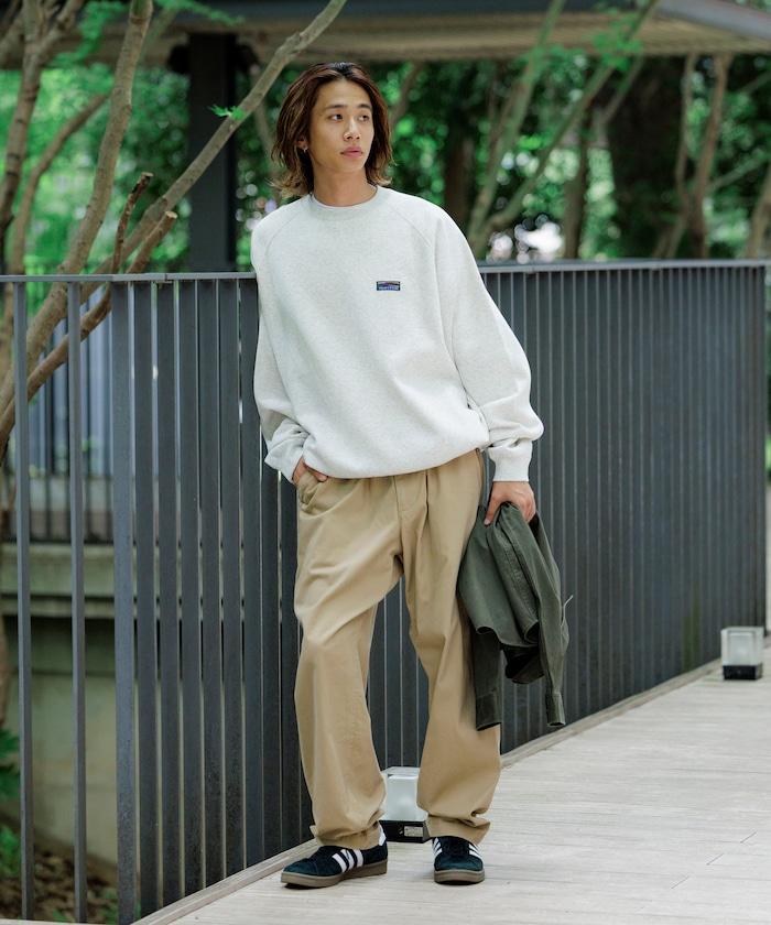 寬鬆版型 單點標誌 插肩袖 抽繩衛衣