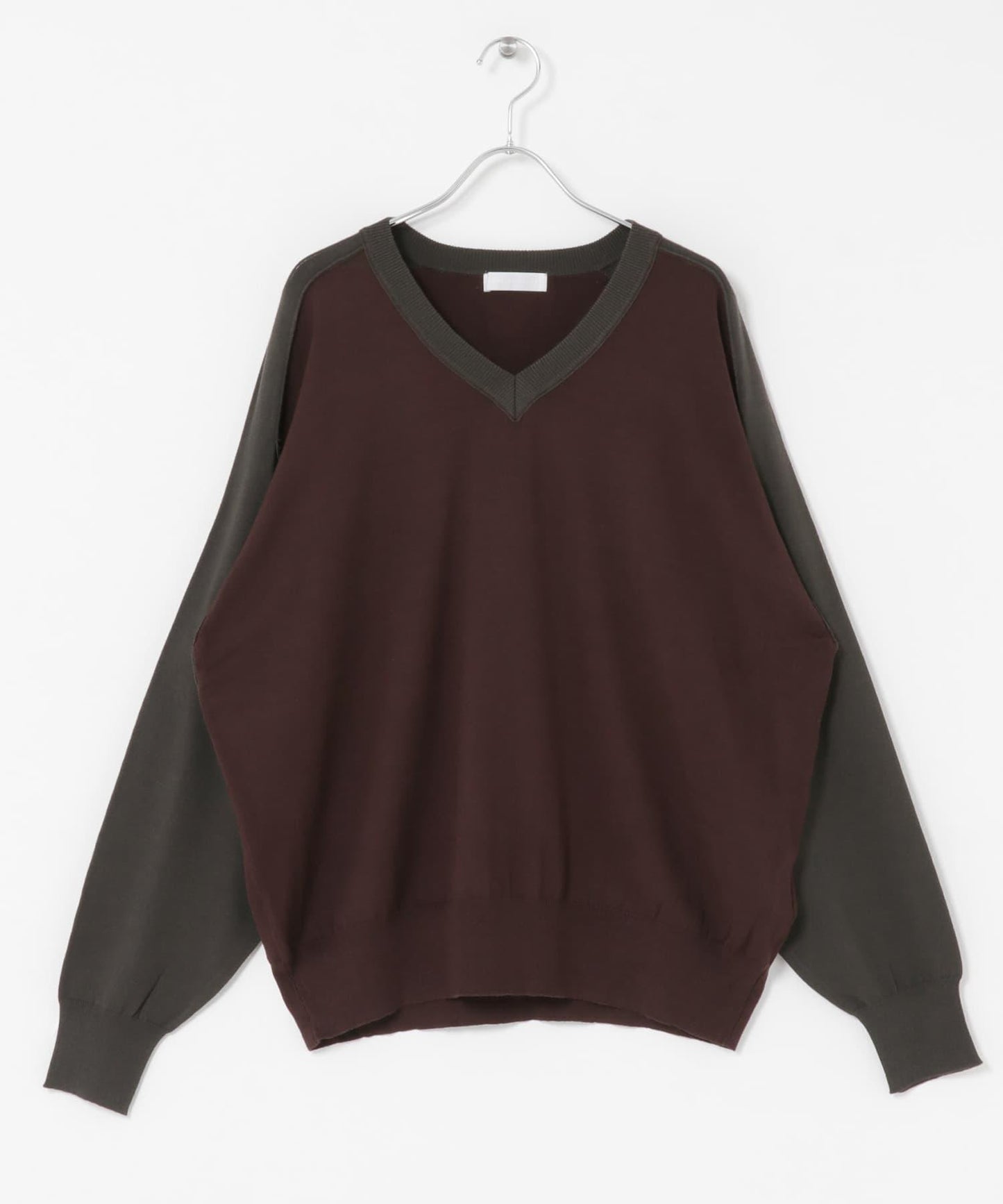 撞色V領針織衫