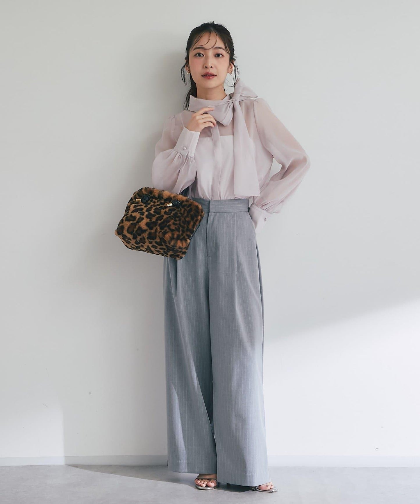 【可成套搭配・修飾美腿】條紋寬腿褲