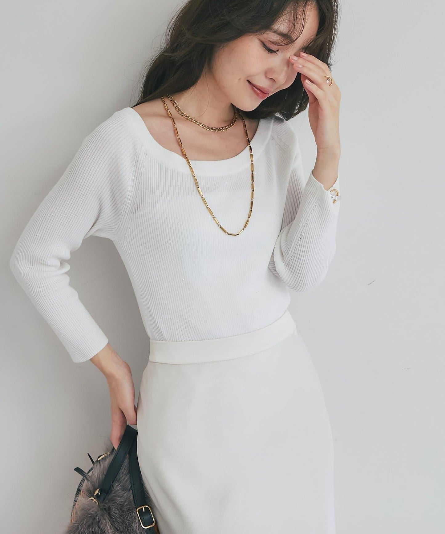 【百搭顯瘦】亮片羅紋一字肩八分袖針織衫