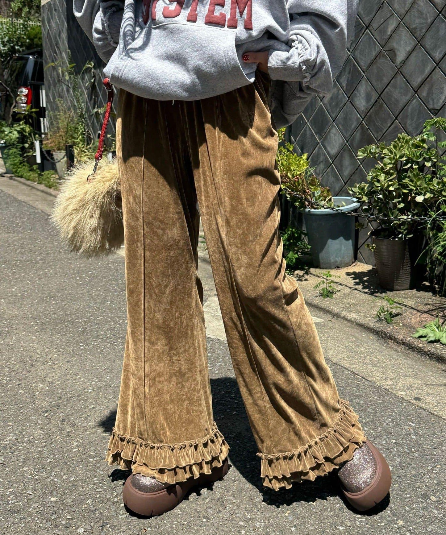 透視植絨荷葉邊休閒褲