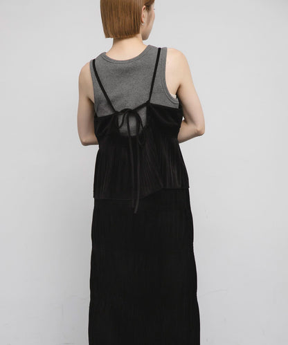 百褶拼接連衣裙