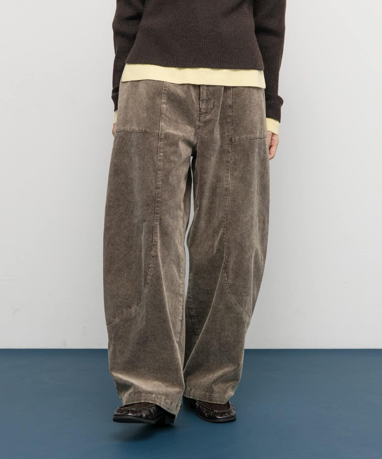 燈芯絨繭型長褲